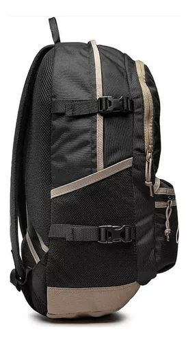 MOCHILA CONVERSE LARGE LOGO STRAIGHT EDGE BACKPACK